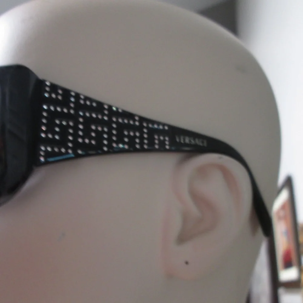 Versace women's sunglasses - Picture 4 of 16